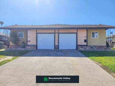 Main picture of 7820 Loucreta Dr