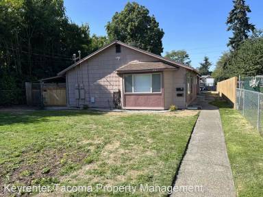 Main picture of 3634 E B St