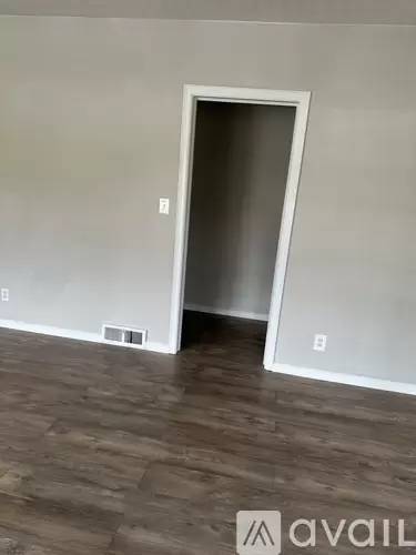 Main picture of 4225 McGinnis Ferry Rd