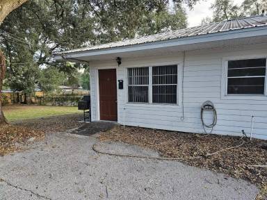 Main picture of 3246 S Polk Ave