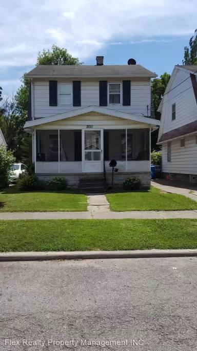 Main picture of 2011 Brussels St