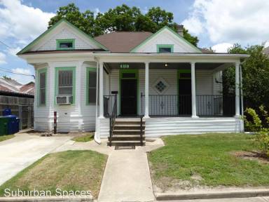 Main picture of 815 W Russell Pl