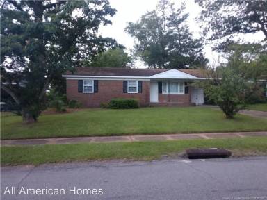 Main picture of 5617 Dodge Dr