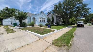 Main picture of 2302 S Ardson Pl