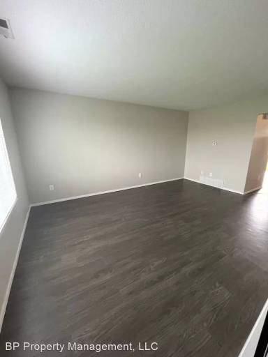Main picture of 7353-89 Ayers Rd