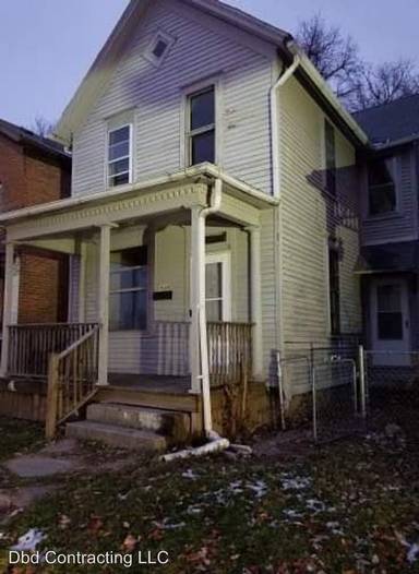 Main picture of 430 W 4th St