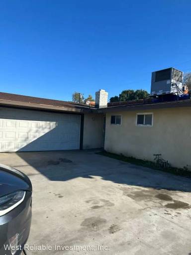 Main picture of 26929 Fisher St