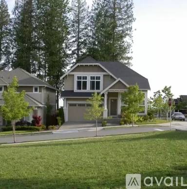 Main picture of 2986 NE Logan St