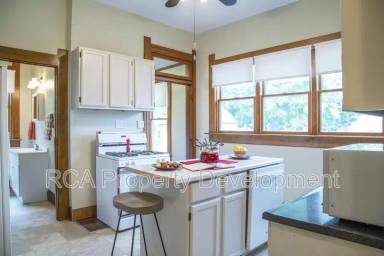 Main picture of 2315 Prospect St