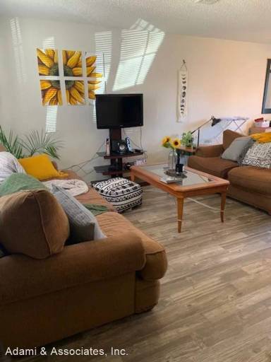 Main picture of 922 Fannin St