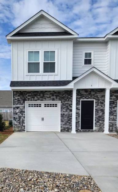 Main picture of 2104 Kali Ln