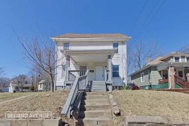 Main picture of 133 W Cuyahoga Falls Ave