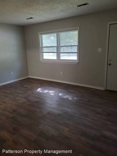 Main picture of 3505 Greeley Dr