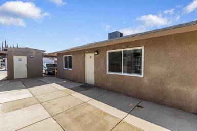 Main picture of 1200 W Canal Dr