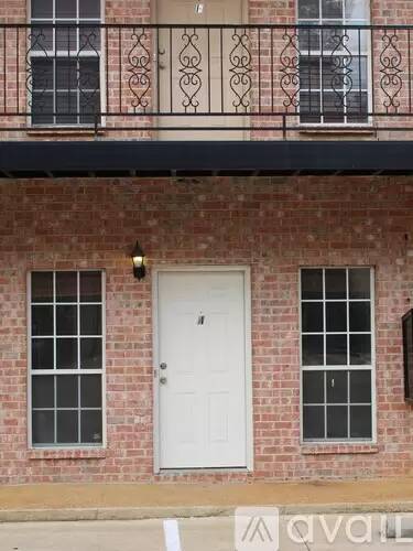 Main picture of 218 Lincoln Grn