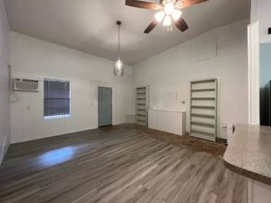 Main picture of 1119 NW River Rd