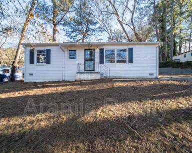 Main picture of 2371 Swallow Cir SE