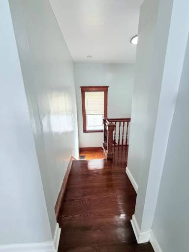 Main picture of 187 English St