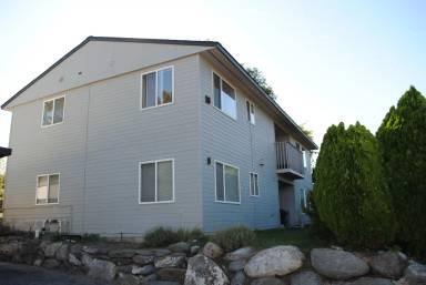 Main picture of 939 N Baker Ave