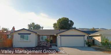 Main picture of 382 Madison Dr