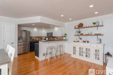 Main picture of 127 Moorland Ct