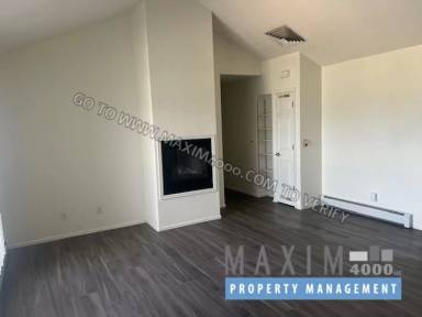Main picture of 401 E Mayfield Dr