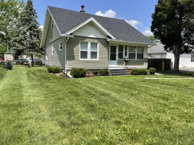 Main picture of 723 Sackett St