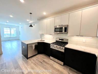 Main picture of 2122 N Marshall St