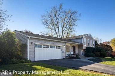 Main picture of 3104 Vandever St