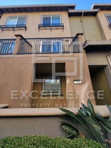 Main picture of 586 Almaden Walk Loop