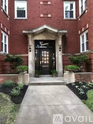 Main picture of 6528 S Greenwood Ave