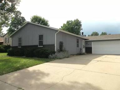 Main picture of 2618 Wyandotte Dr