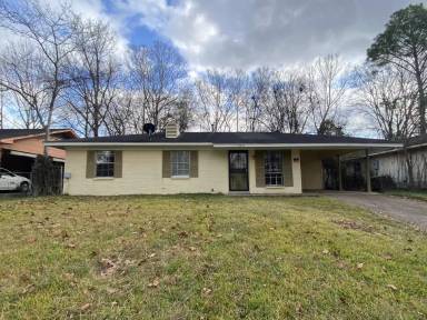 Main picture of 345 William McKinley Cir