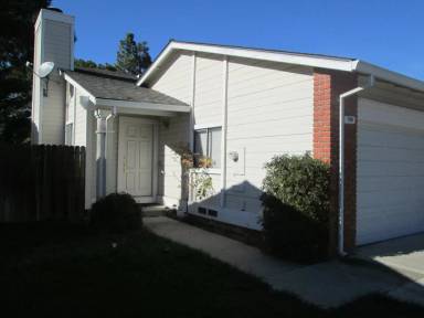 Main picture of 709 Heather Pl