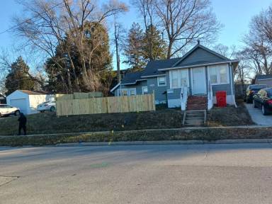 Main picture of 124 S Wilmoth Ave