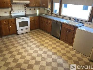 Main picture of 28 Pearson Rd