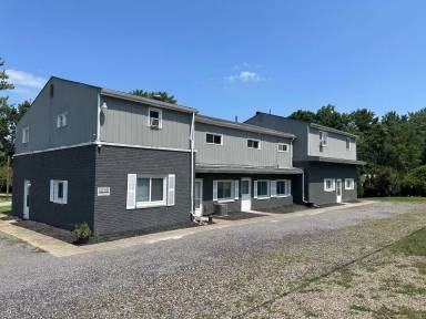 Main picture of 5885 Youngstown Hubbard Rd