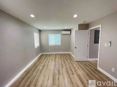 Main picture of 11849 Julius Ave