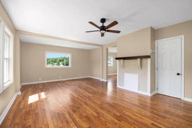 Main picture of 2879 Carroll Creek Rd