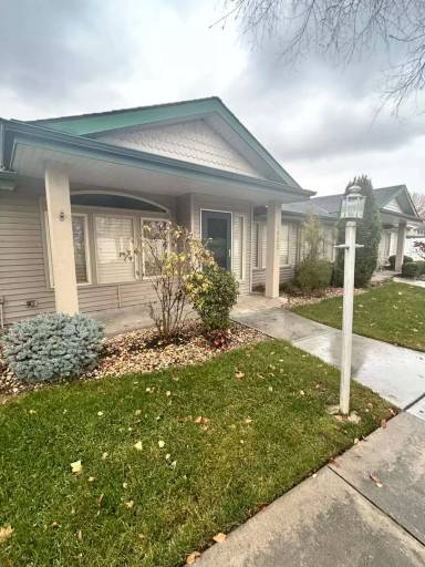 Main picture of 3812 N Bayou Ln