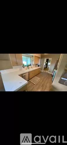 Main picture of 1312 E Austin Way