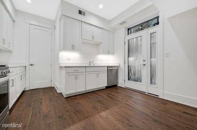 Main picture of 653 W Wrightwood Ave