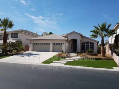 Main picture of 3767 Ruskin St