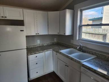 Main picture of 80 Bahl Ave