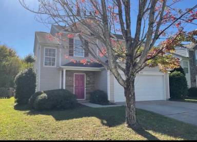 Main picture of 10729 Glenluce Ave