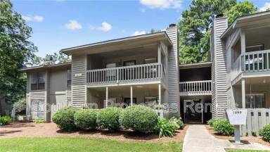 Main picture of 1886 Tryon Dr