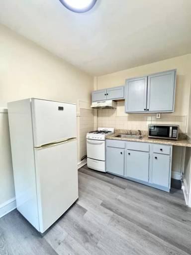 Main picture of Field View Apartments