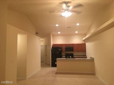 Main picture of 1316 SE 8th Pl