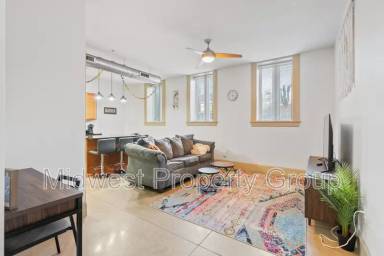 Main picture of 4244 Chouteau Ave