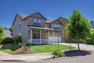 Main picture of 722 N 16th Ct